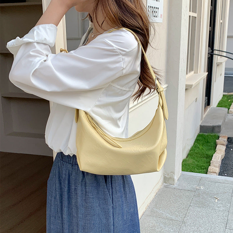 Women's High-grade Underarm Dumpling Korean Selenodont Oil Wax Leather Women's Messenger Bag