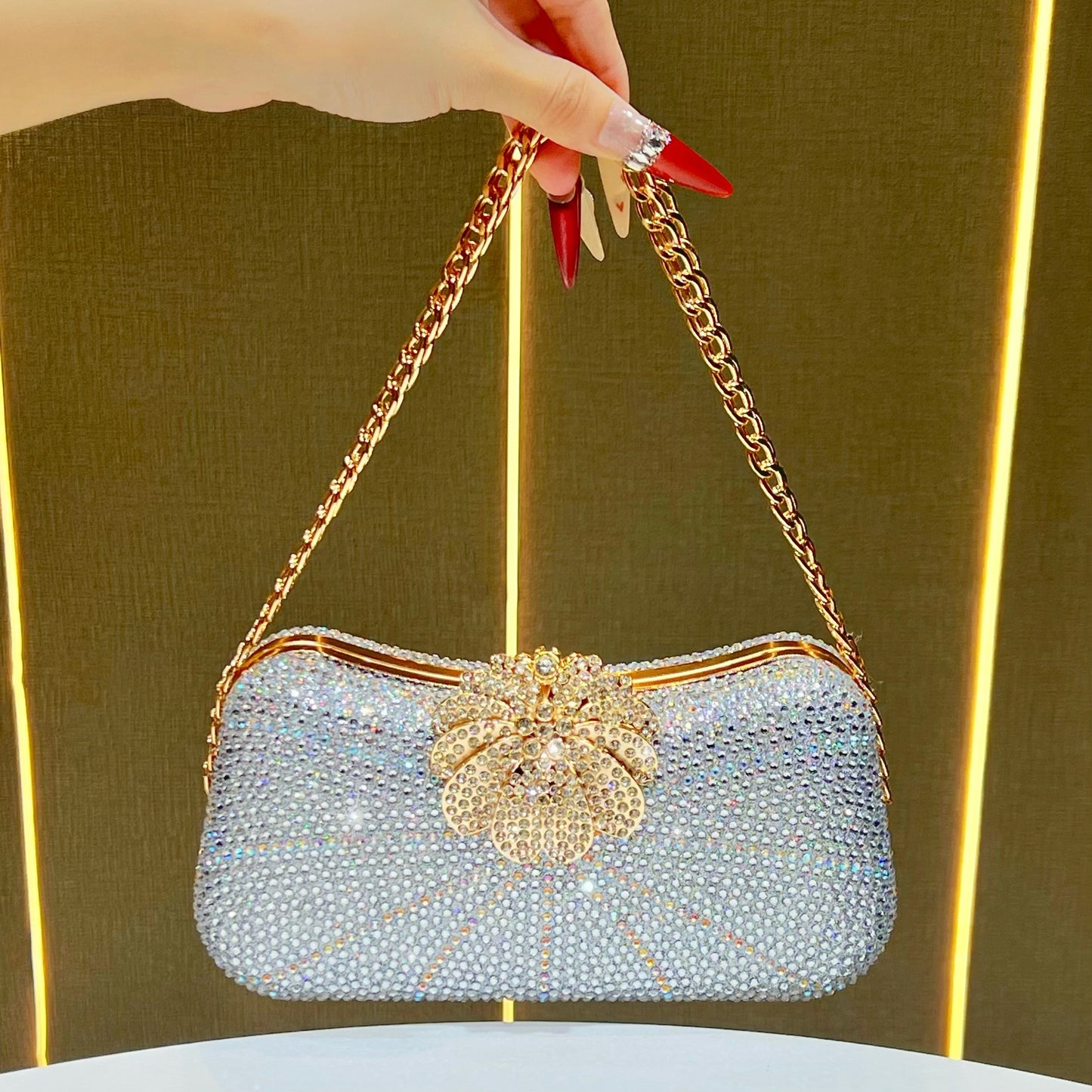 Women's Diamond Luxury Fashion Banquet Clutch Dress Bags
