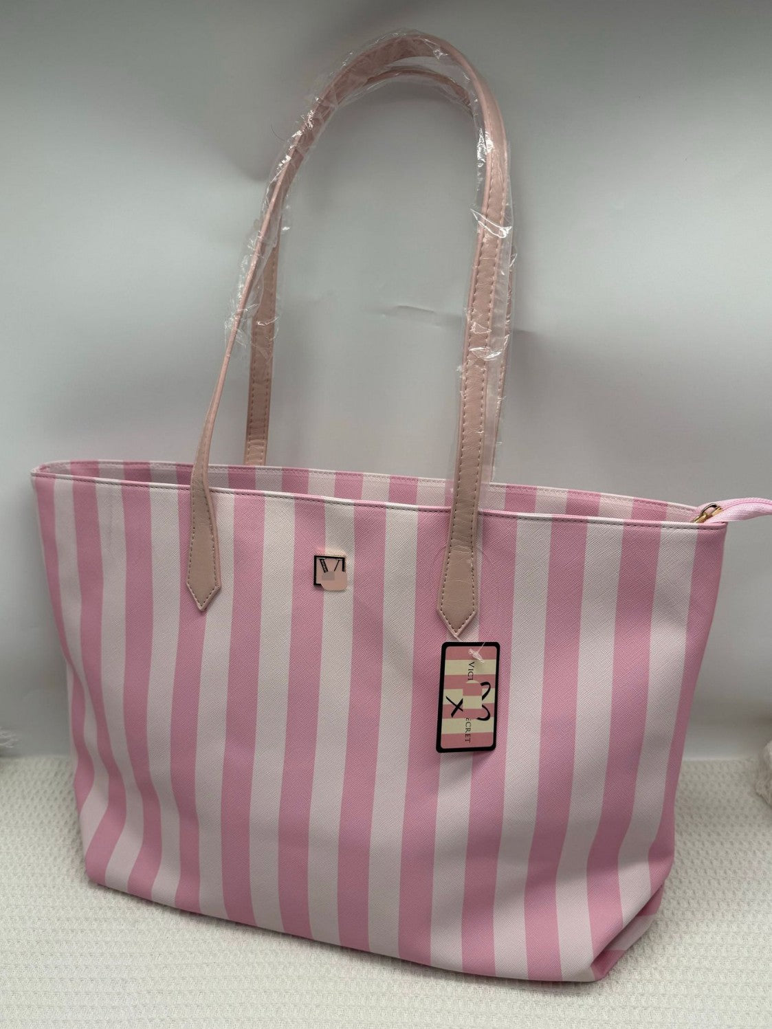 Popular Women's Striped Good-looking Lightweight Out Bags