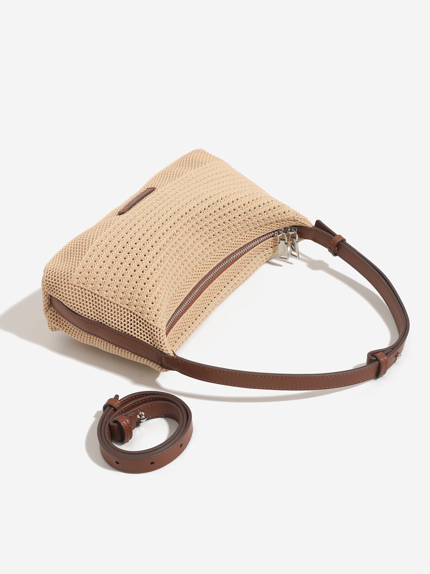 Women's Woven Underarm Summer Vacation Style Lightweight Women's Shoulder Bag