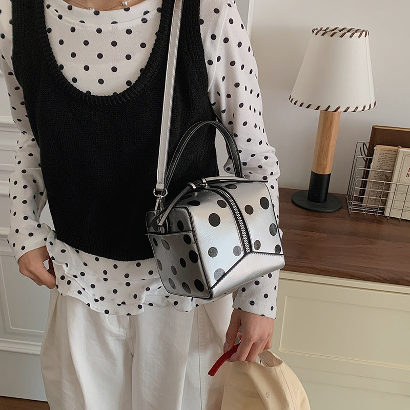 Women's Simple Polka Dot Fashion Personality Design Super Women's Messenger Bag