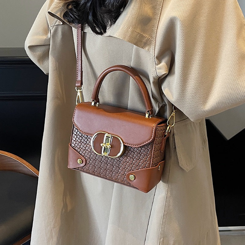 Women's Fashion Portable Leather Trendy Daily Niche Women's Messenger Bag