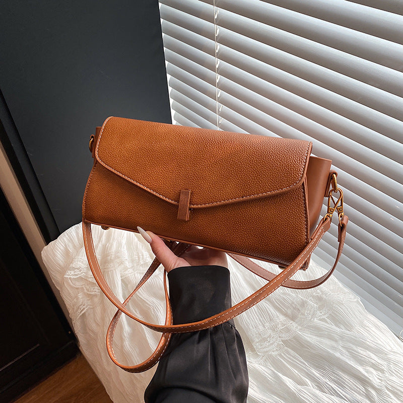 Women's Retro Underarm Fashion Baguette Winter Tide Bags