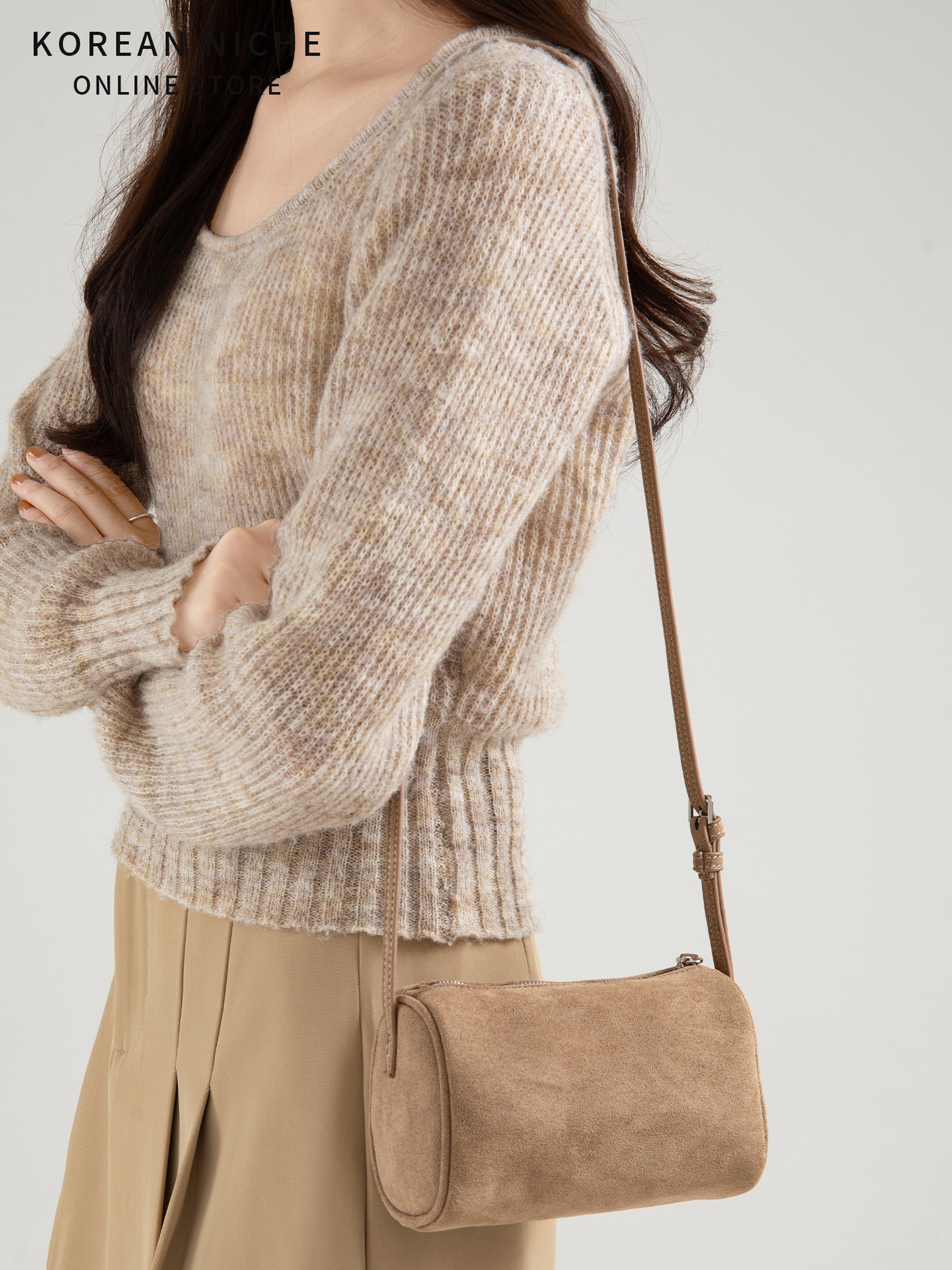Women's High-grade Suede Pillow Korean Niche Design Women's Messenger Bag