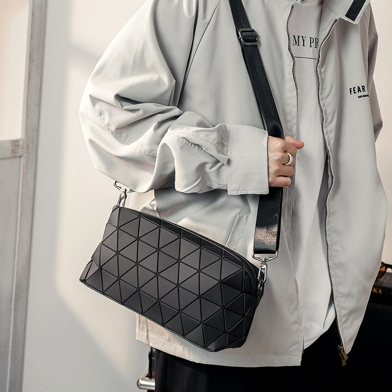 Fashion Geometric Diamond Pattern Unisex Street Men's Shoulder Bag