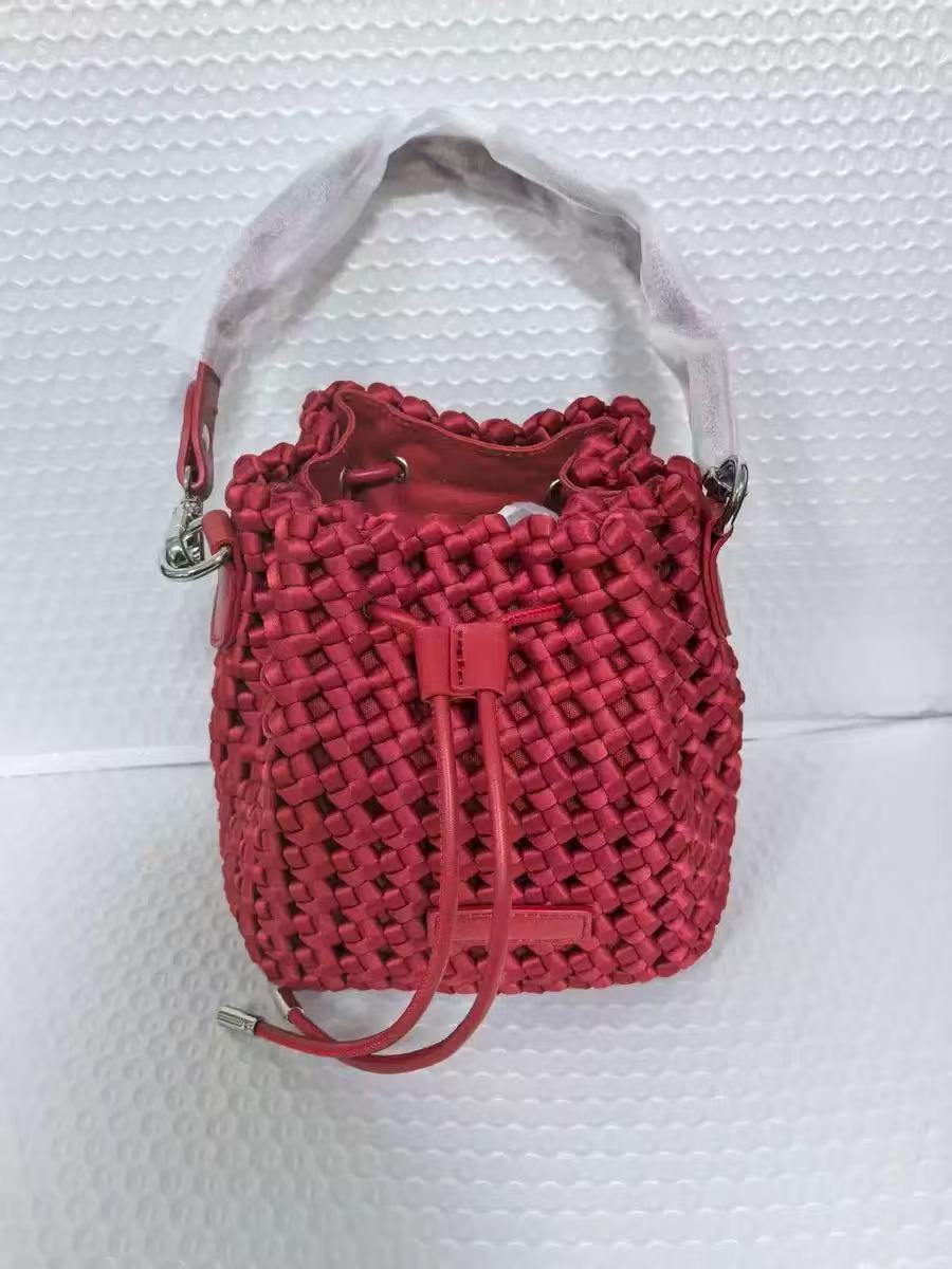 Solid Color Handmade Woven Windmill Knot Closed Fashion Women's Shoulder Bag