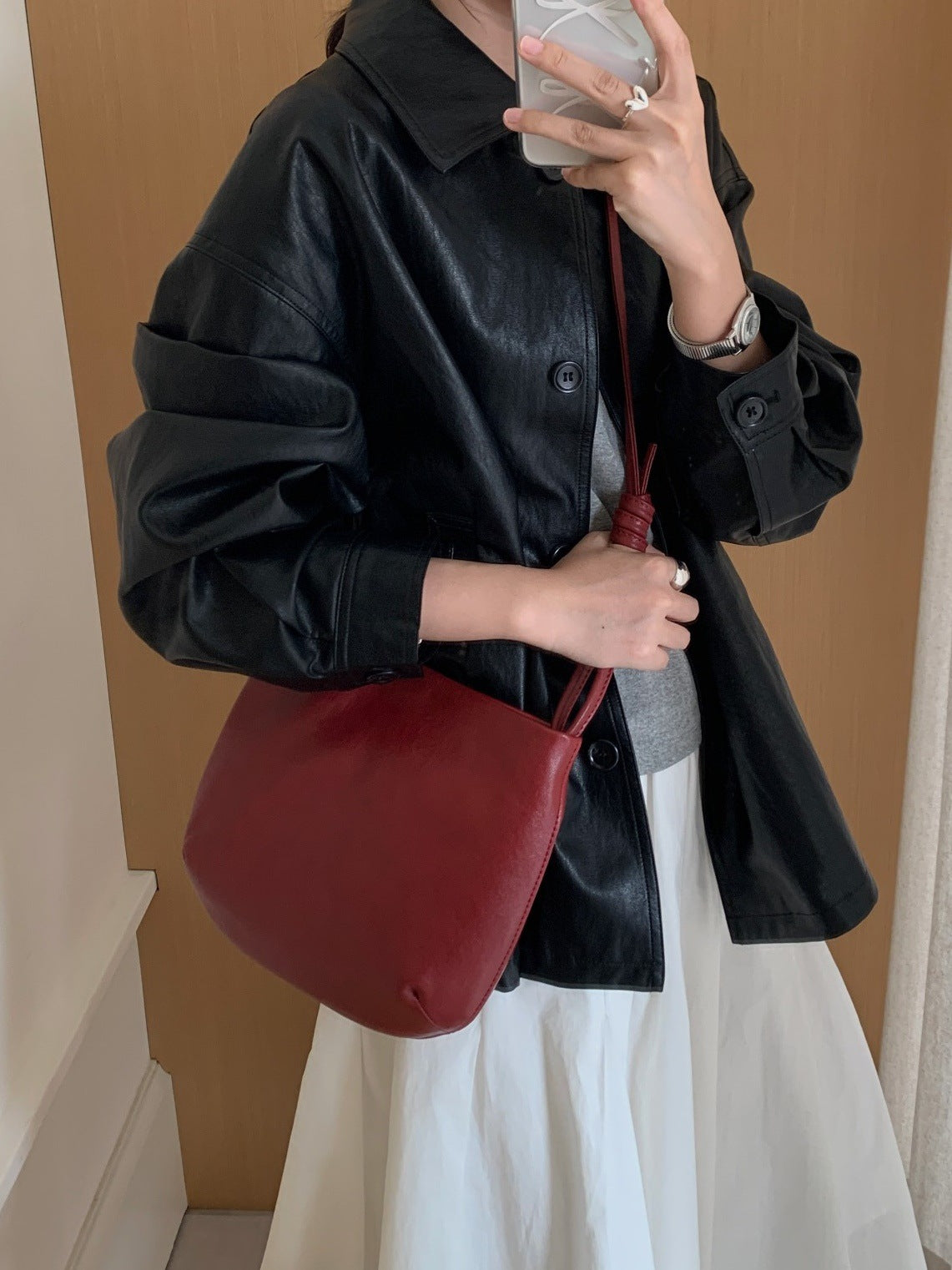 Women's Layer Cowhide Korean Style Retro Packet Genuine Leather Bags