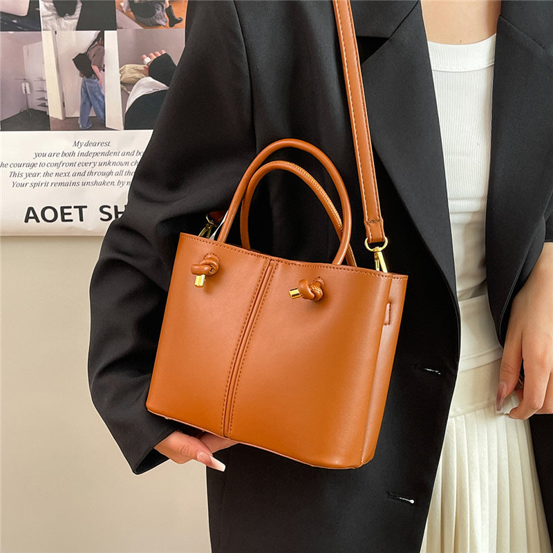 Women's Posture Design Black Portable Texture Trend Women's Shoulder Bag