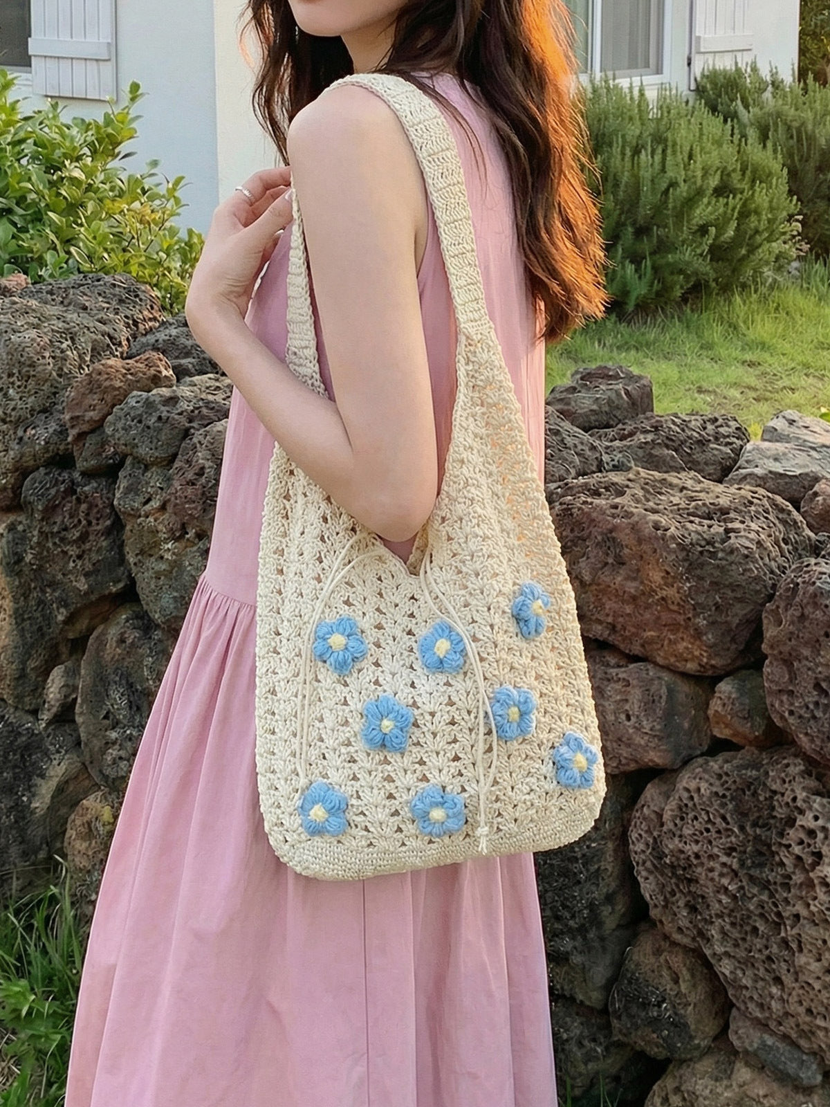 Women's Feeling Large Capacity Woven Summer Flower Pastoral Style Fresh Shoulder Bags