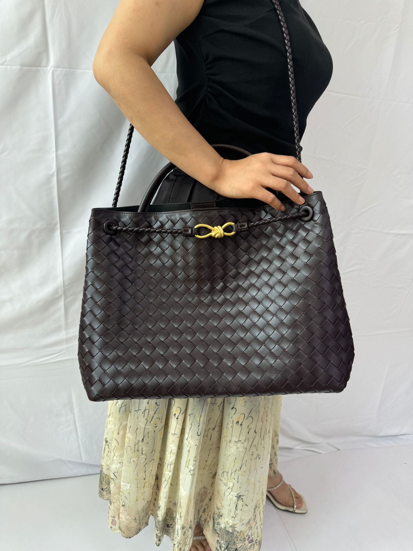 Women's Bow Metal Cord Fastener Woven Genuine Leather Bags