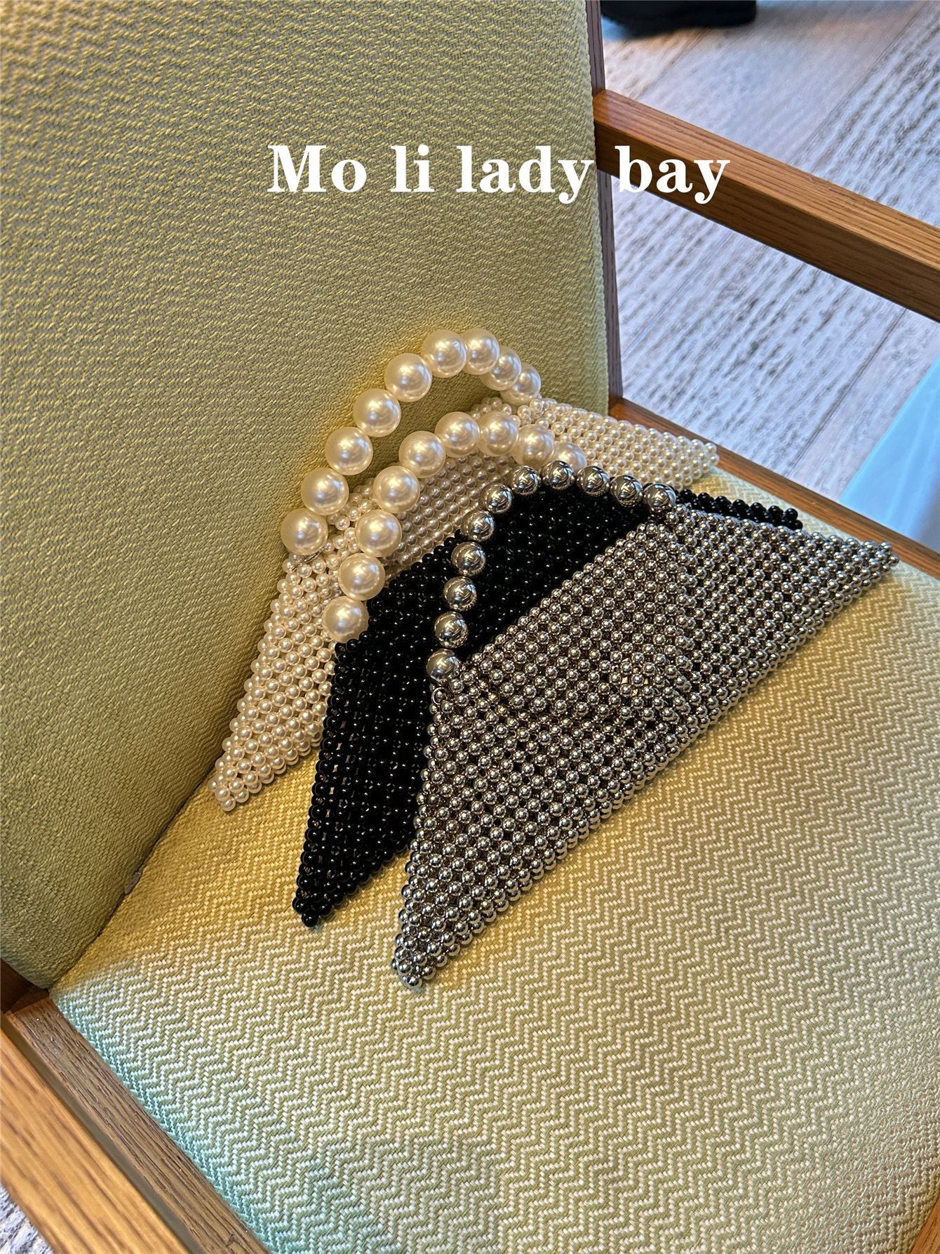 Triangle Fashion Artistic Pearl Handmade Beaded Novel Women's Handbag