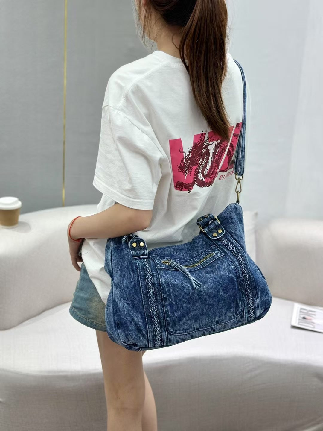 Women's Vintage Large Capacity Fashionable Motorcycle Lazy Hand Women's Handbag
