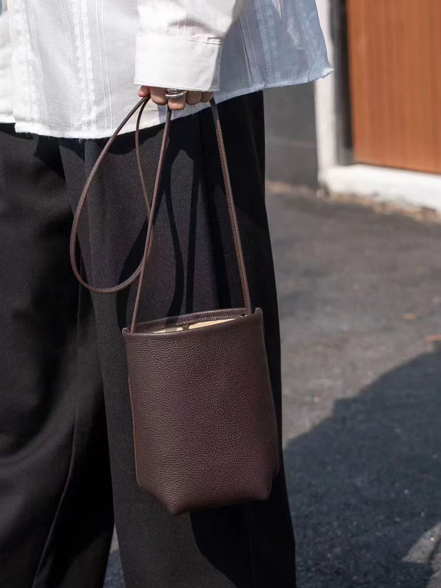 Women's Summer Litchi Pattern Top Layer Leather Women's Messenger Bag