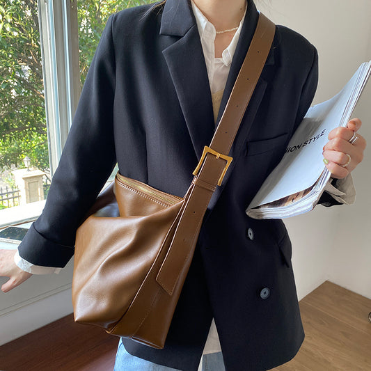 Fashion Retro Solid Color Large Capacity Women's Messenger Bag