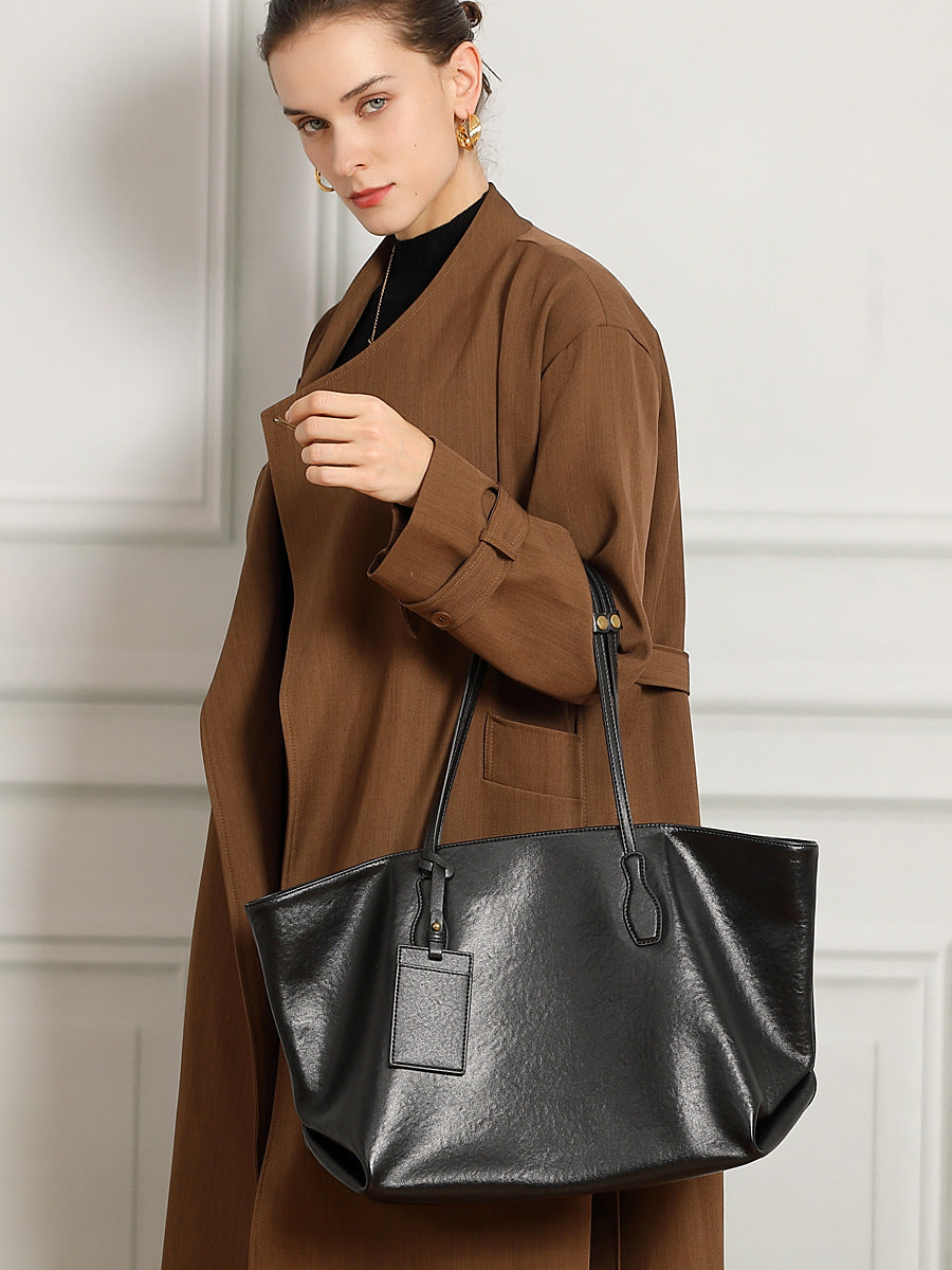 Women's Leather Big Large Capacity Top Layer Vegetable Women's Shoulder Bag