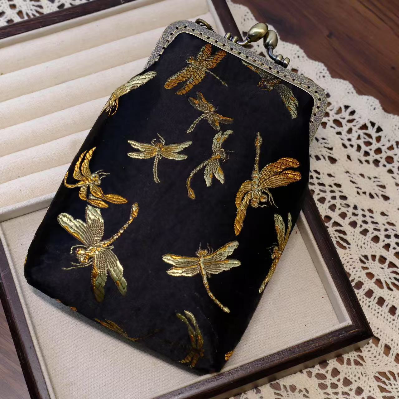 Retro Tassel Frame Handmade Ancient Style Female Purses