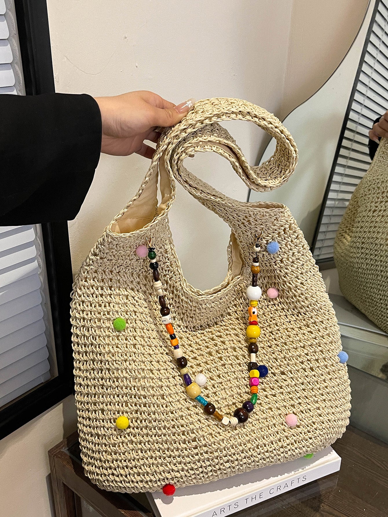Women's Seaside Holiday Straw Woven Colorful Fur Ball Women's Shoulder Bag