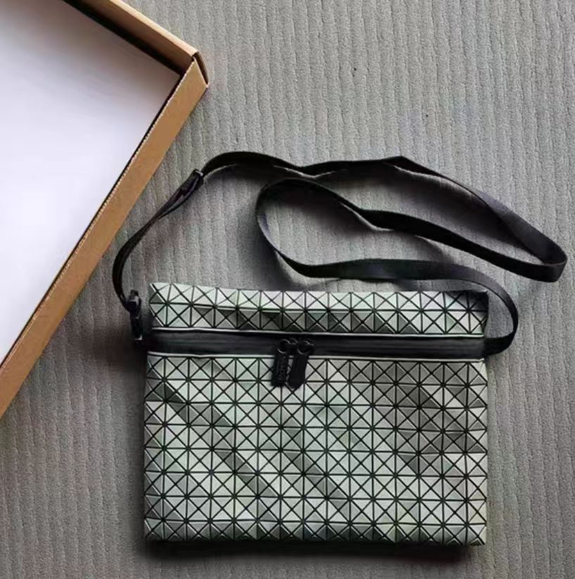 Women's Geometric Diamond Fashion Silicone Portable Plaid Women's Messenger Bag