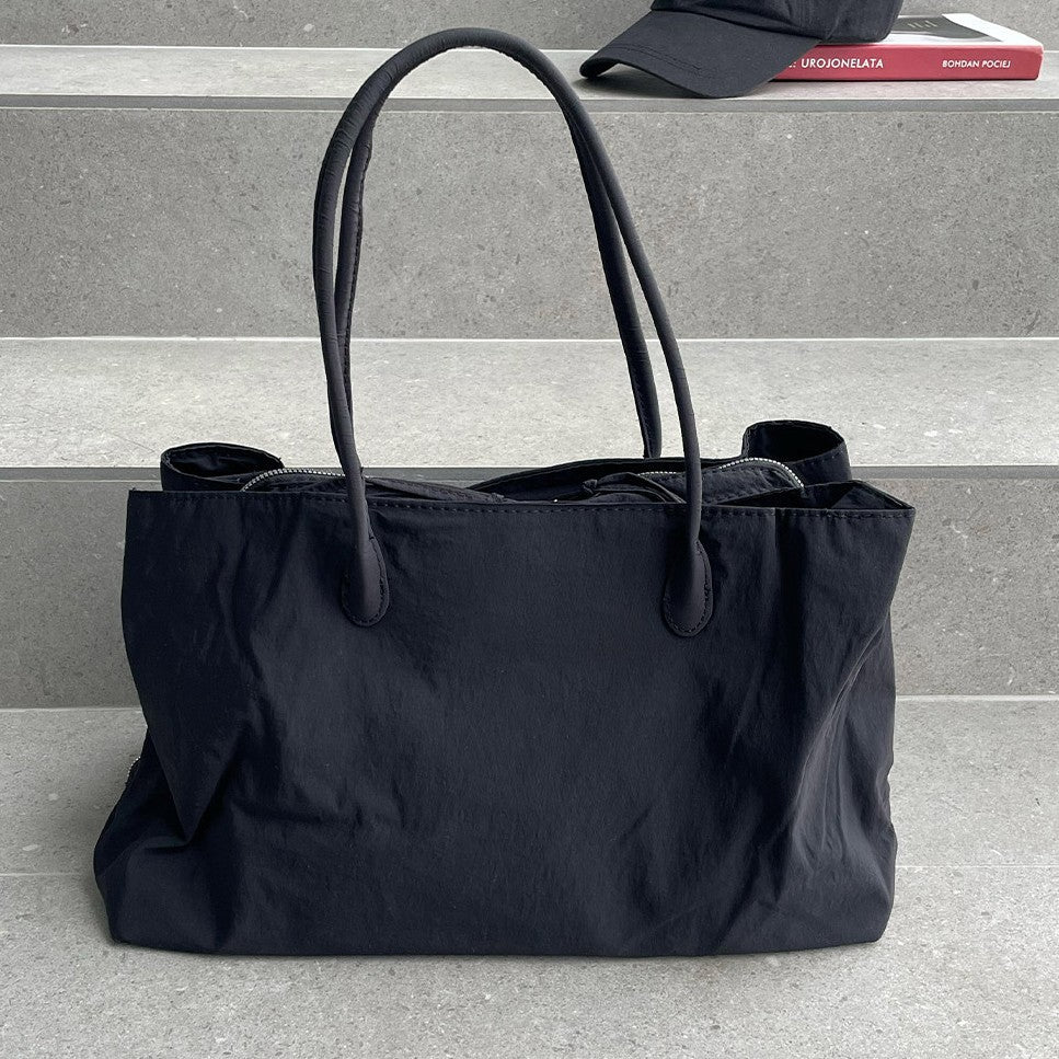 Niche Contrast Color Light Nylon Large Women's Shoulder Bag