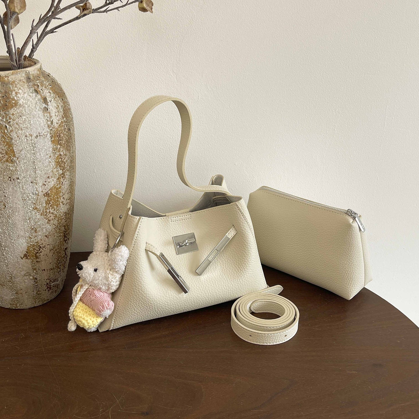 Women's Retro Large Capacity Western Style Women's Shoulder Bag