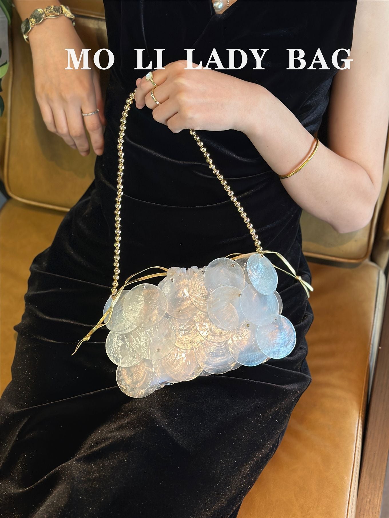 Seaside Holiday Shell Hand-woven Pearl Banquet Mobile Dinner Bag