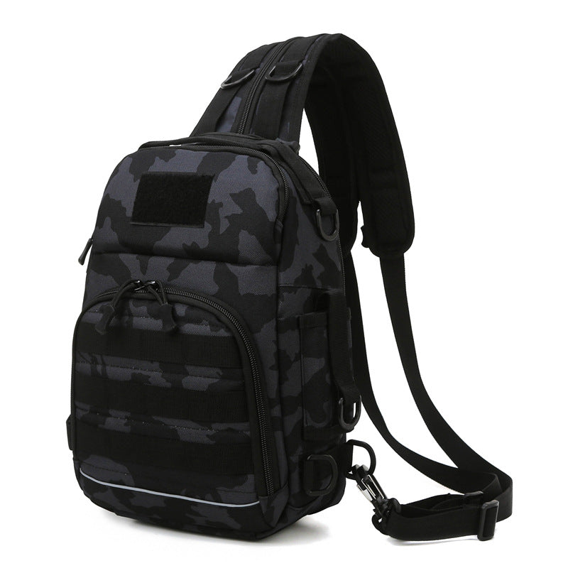Men's Camouflage Tactics Two Shoulders Lure Large Men's Chest Bag