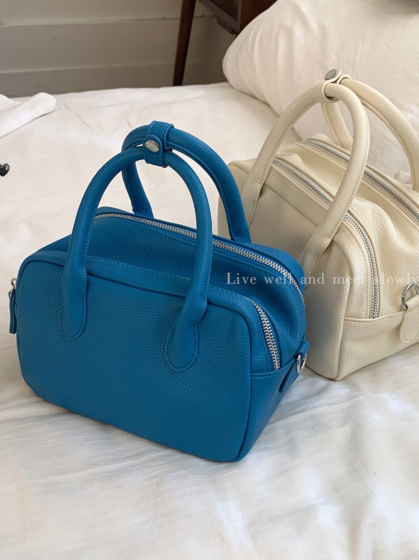 Graceful Women's Niche High-grade Carrying Simple Handbags