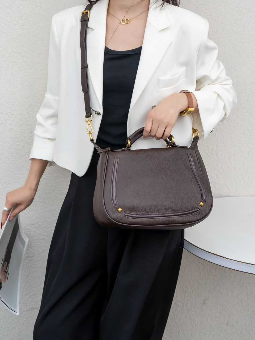 Women's Genuine Leather Versatile Retro Fashion Cattlehide Bags