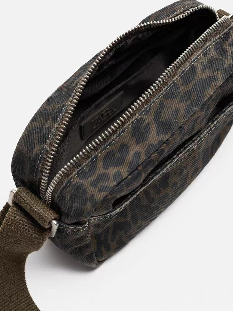 Men's Unisex Fashion Leopard Print Large Capacity With Men's Shoulder Bag