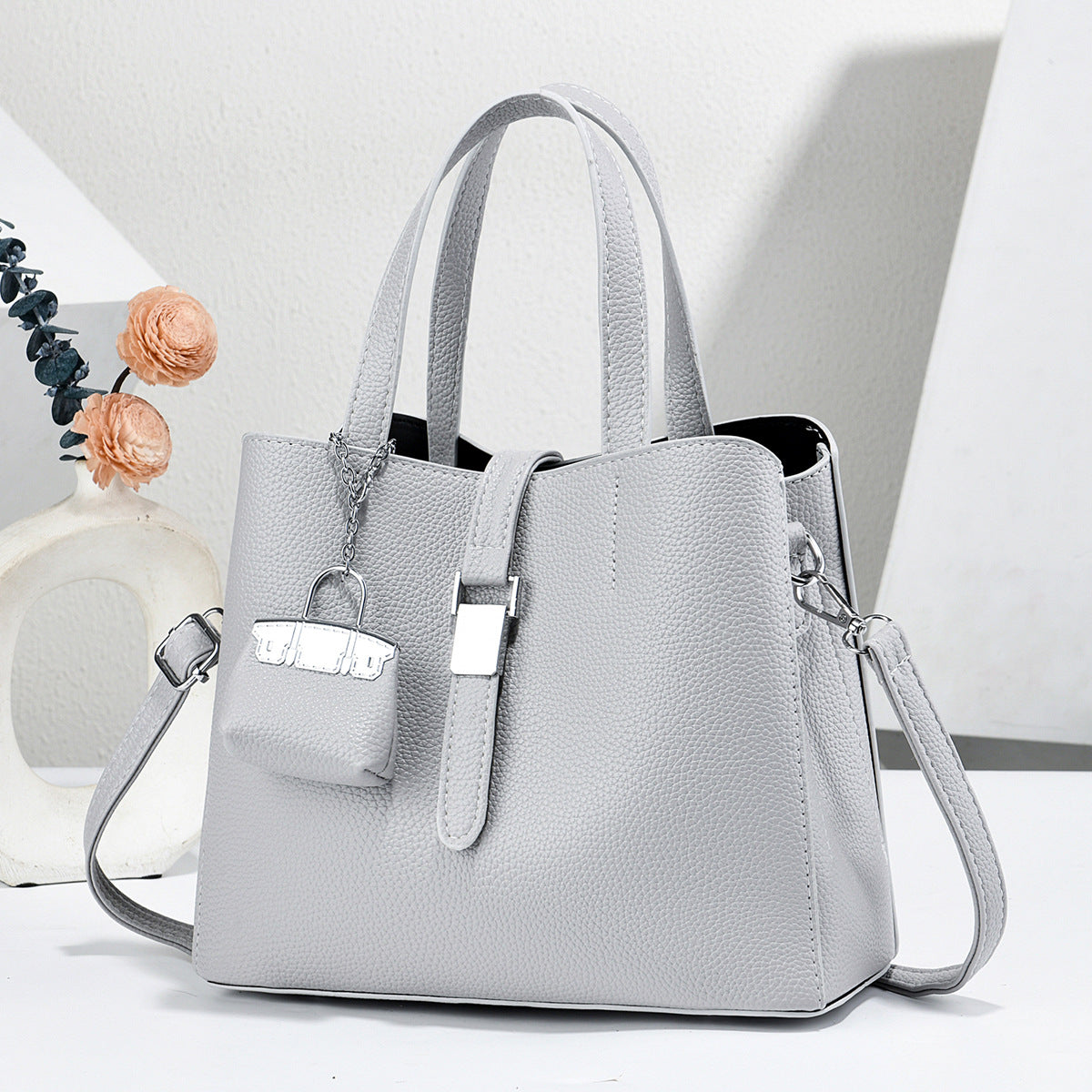 Women's Retro Fashion Portable Design High-grade Women's Shoulder Bag