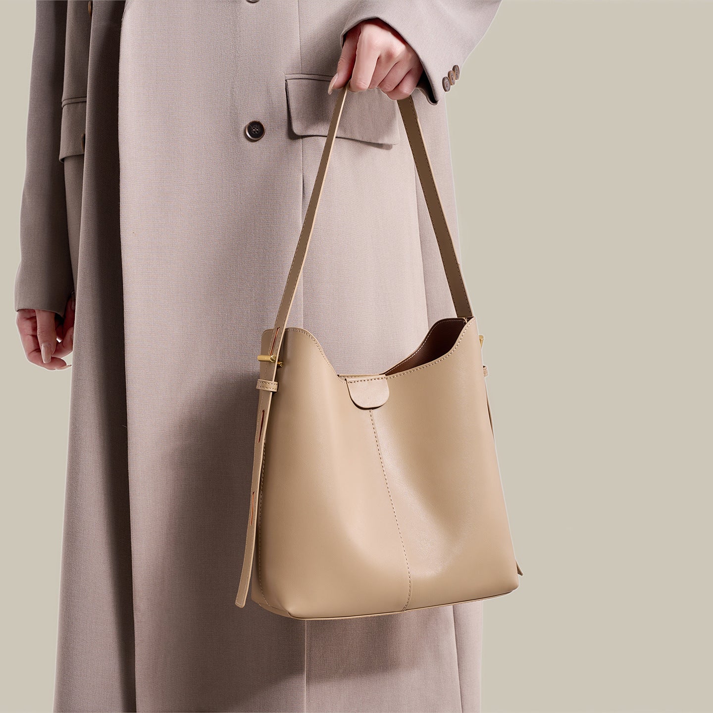 Attractive Popular Women's Summer Simple Commuter Women's Shoulder Bag