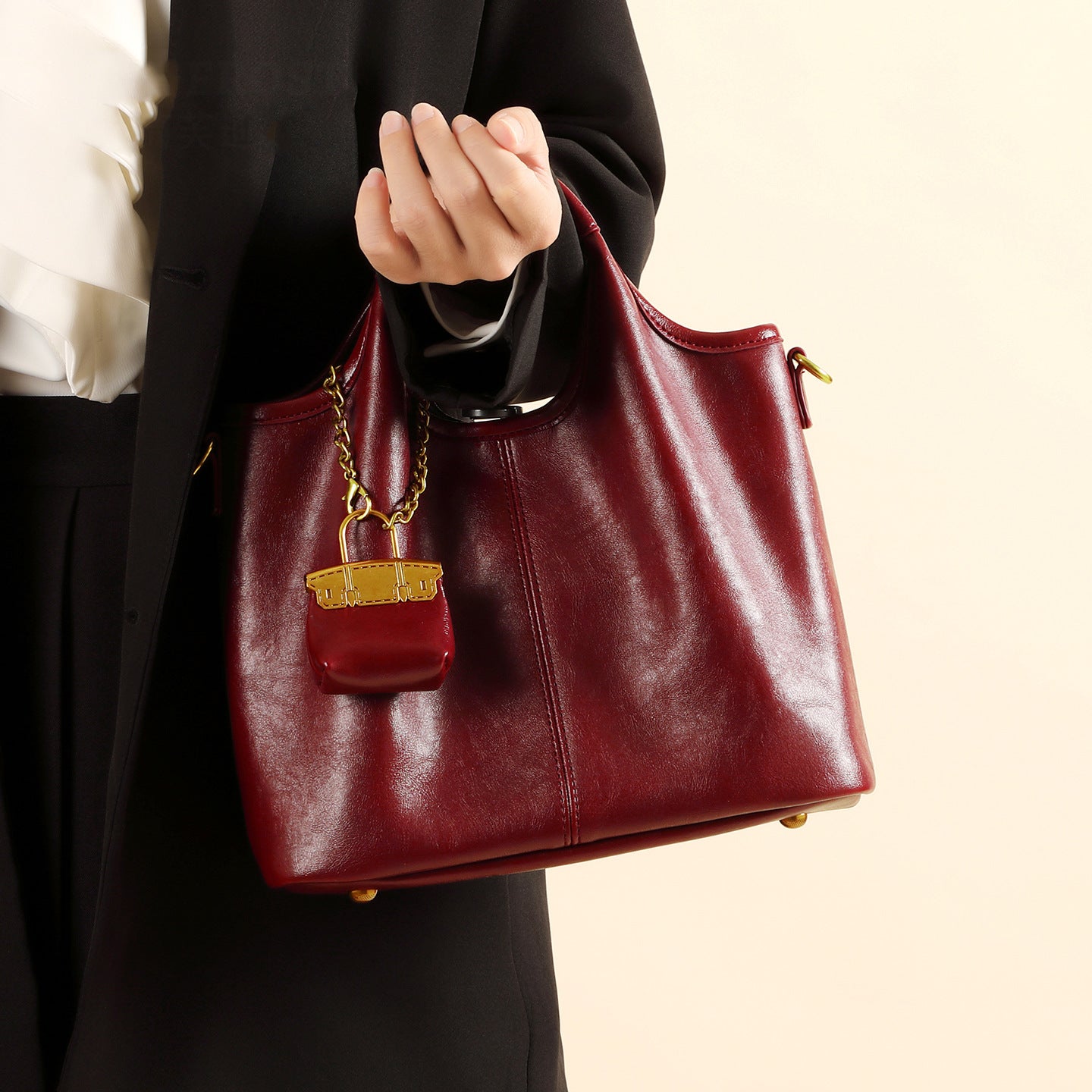 Red Bridal Daily Available Commuter Single Portable Women's Shoulder Bag