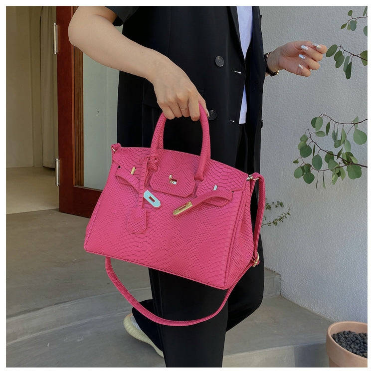 Women's Affordable Luxury Fashion High-grade Underarm Large Capacity Women's Shoulder Bag