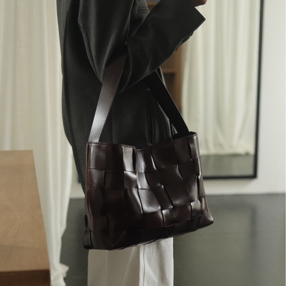Leather Fashion Woven Genuine Niche Advanced Women's Shoulder Bag