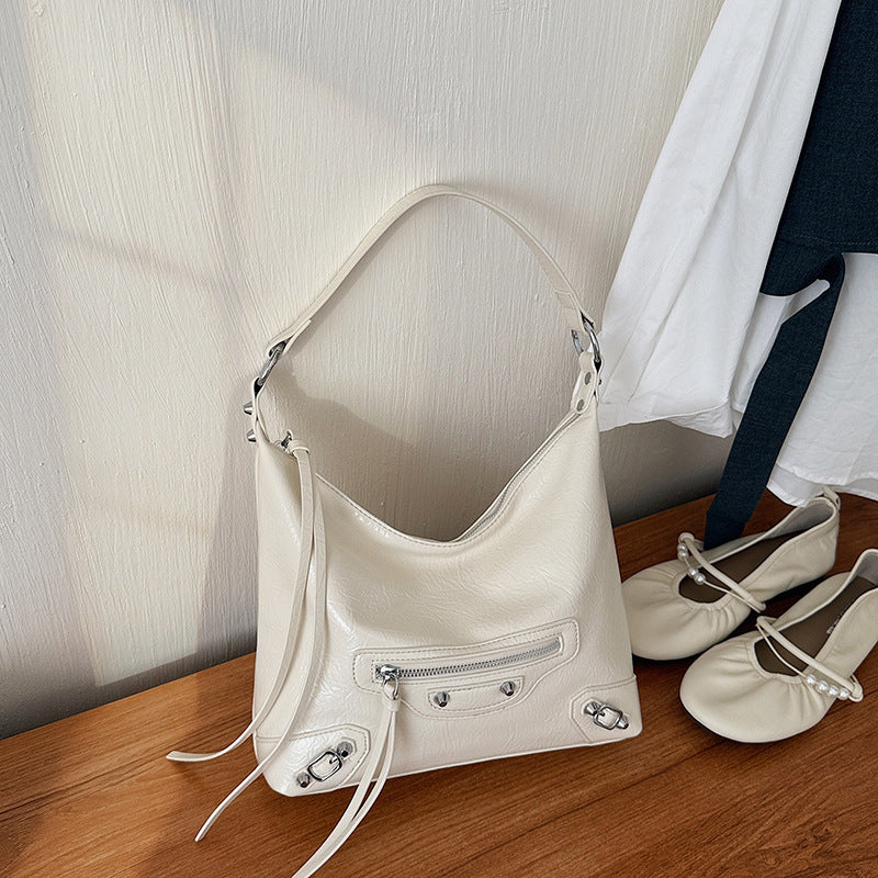 Women's Spring Retro Minority Underarm Fashion Soft Surface Simple Large Bucket Bags