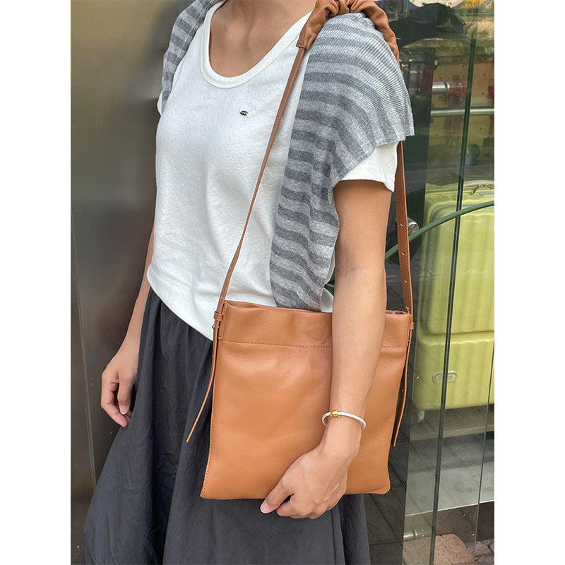 Women's Niche Leather Simple Sheepskin Large Capacity Women's Shoulder Bag