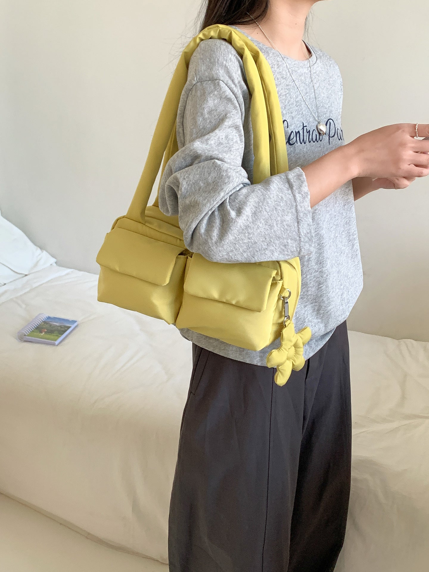 Women's Spring Simple Nylon Underarm Niche Commuter Lightweight With Women's Shoulder Bag