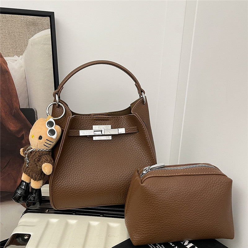 Women's Niche High-grade Versatile Fashion Retro Capacity Shoulder Bags