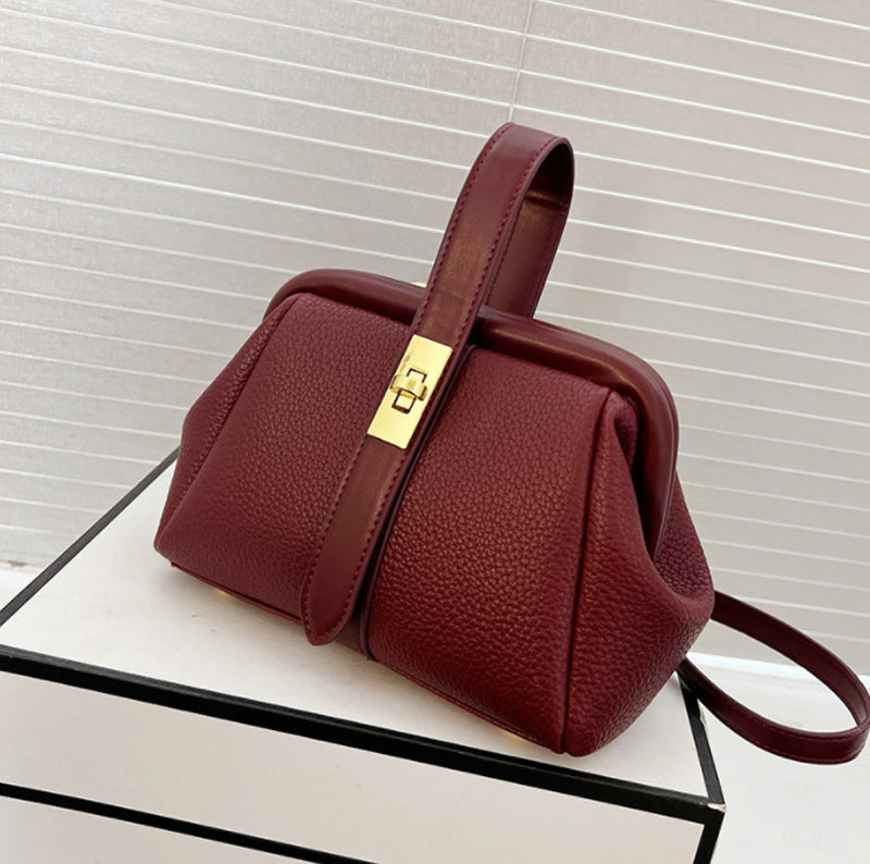 Female Trendy Fashionable Stylish Texture Elegant Handbags