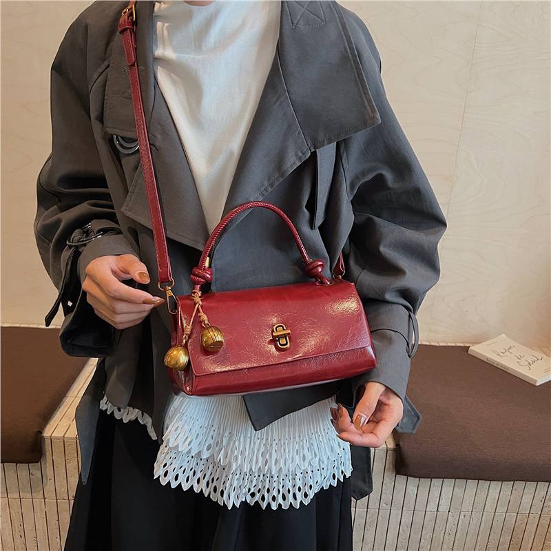Trendy Niche High Sense Retro Style Fashionable Versatile Light Luxury Bags
