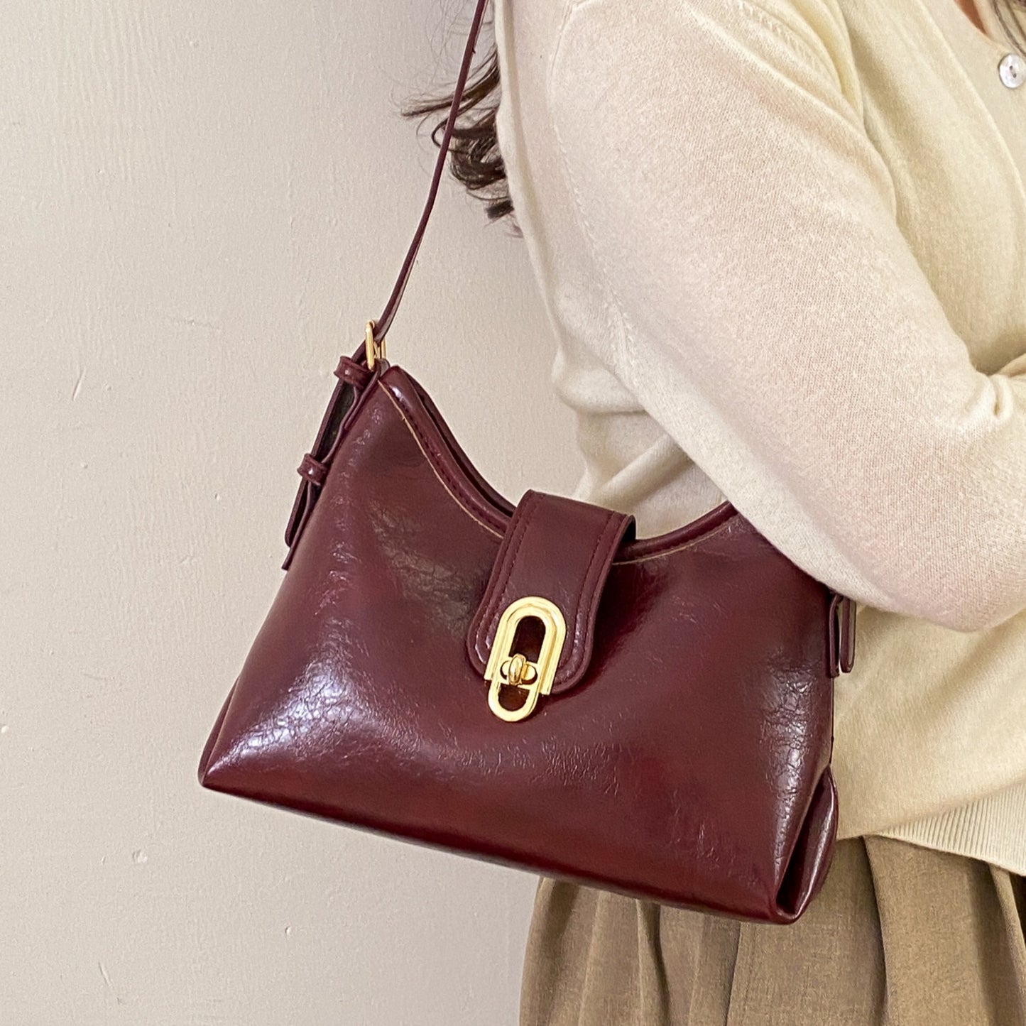 Women's Niche Simple Commute Fashionable High-grade Bags