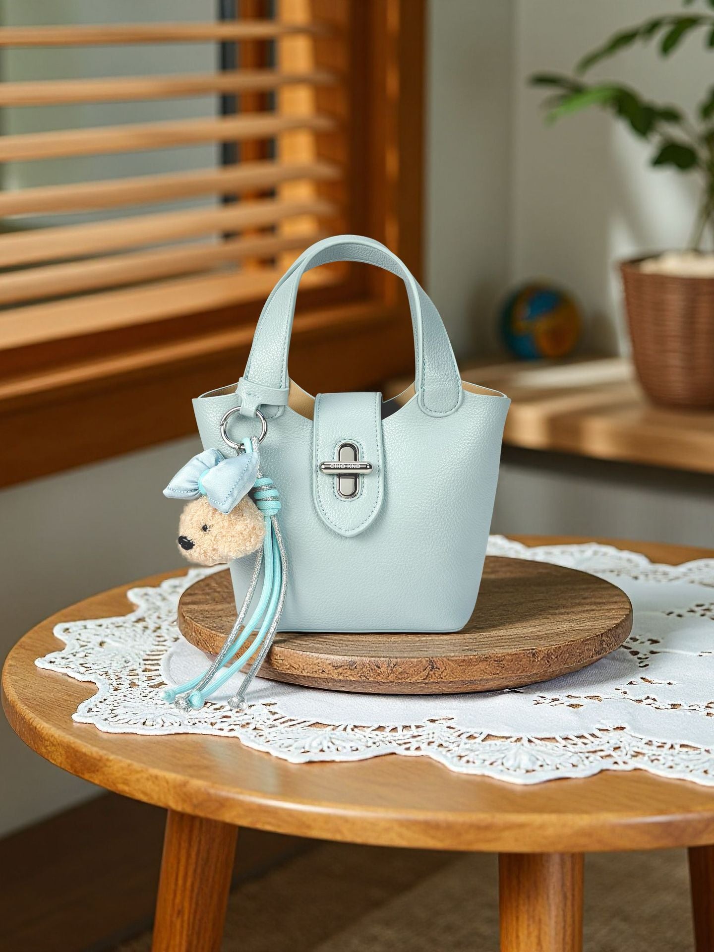 Women's Sea Salt Blue Vegetable Basket Handbags