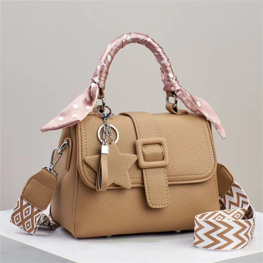 Women's Fashionable Summer Versatile Texture Lightweight Bags