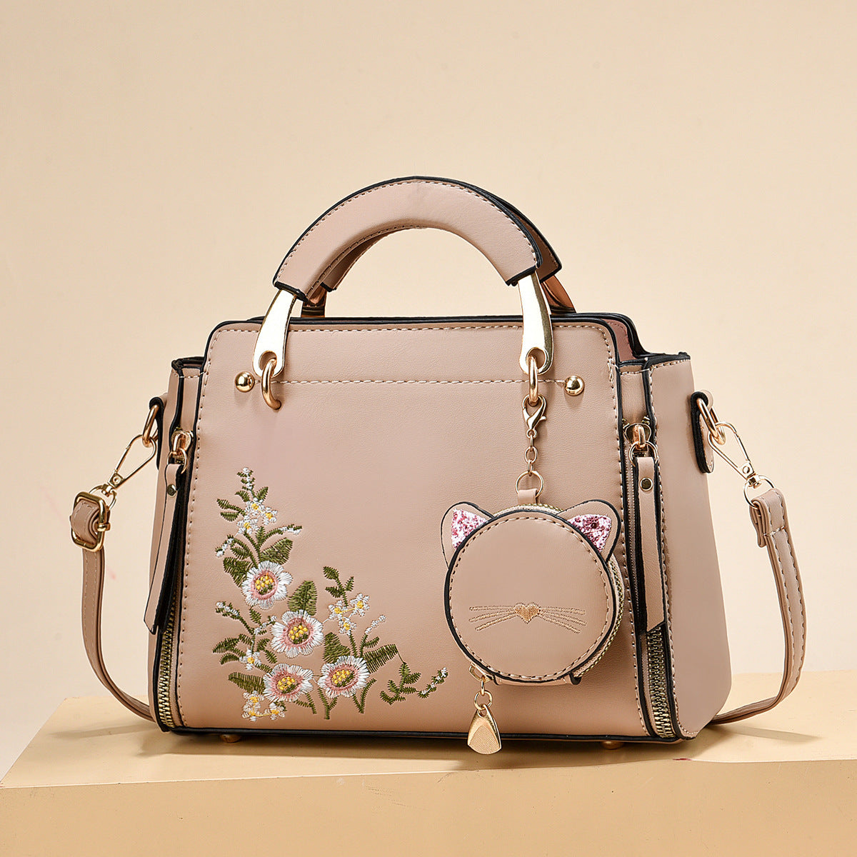 Women's Chinese Style Embroidery Design Personality Trendy Retro Affordable Luxury Women's Messenger Bag