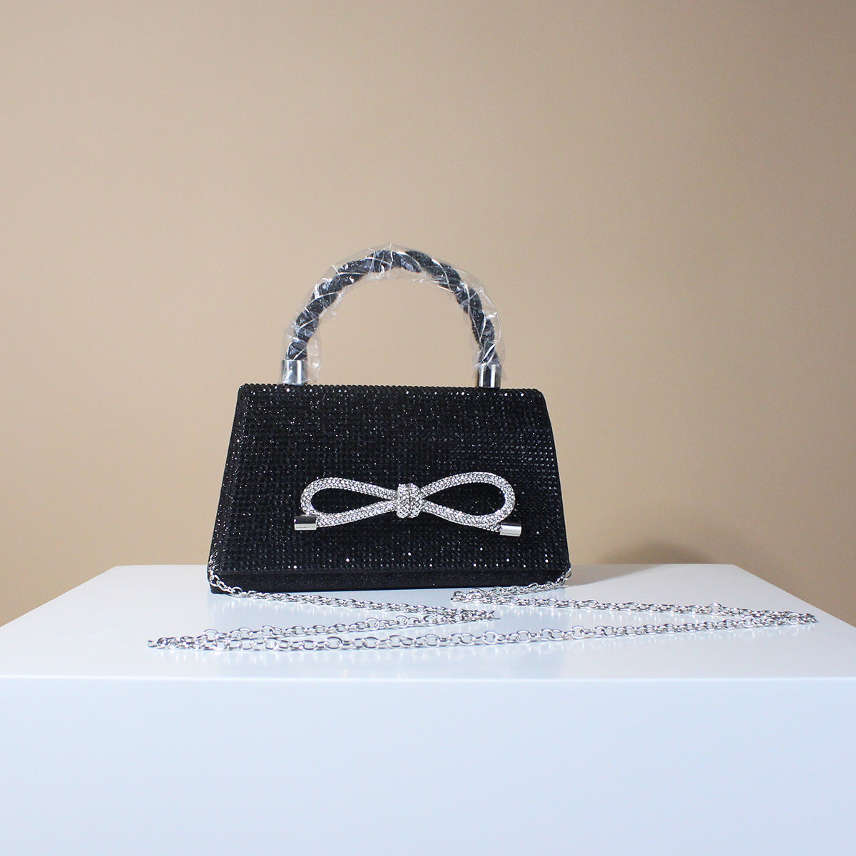 Women's Exquisite Elegant Dress Garment Flap Clutch Dinner Bag