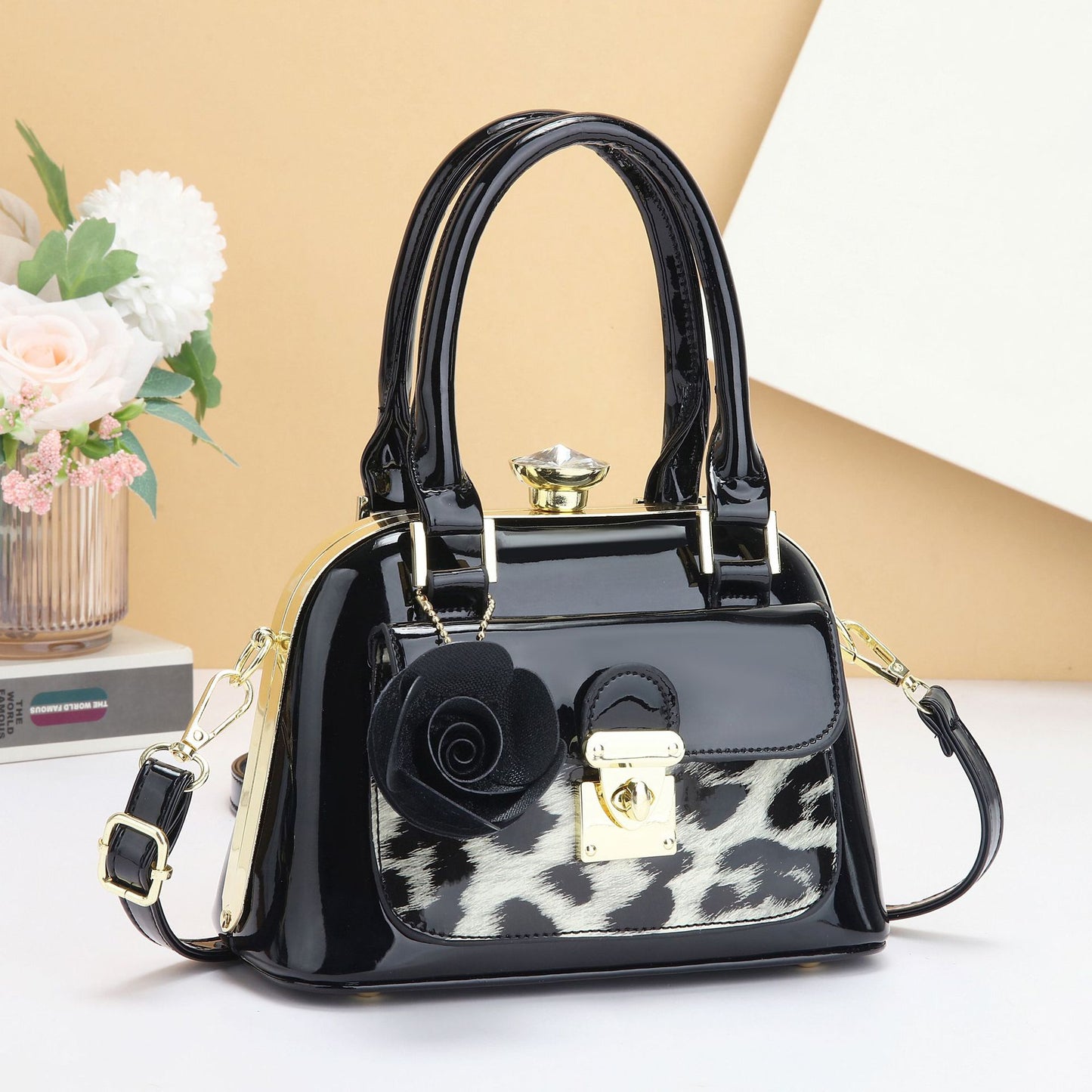 Women's Patent Leather Exquisite Lady Korean Style Women's Handbag