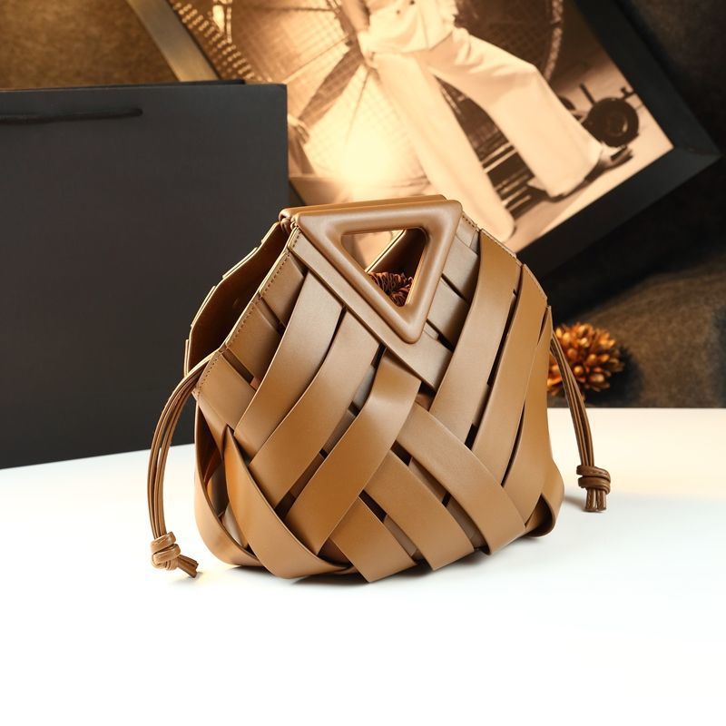 Women's Vegetable Basket Genuine Leather Woven Hollowed Women's Handbag