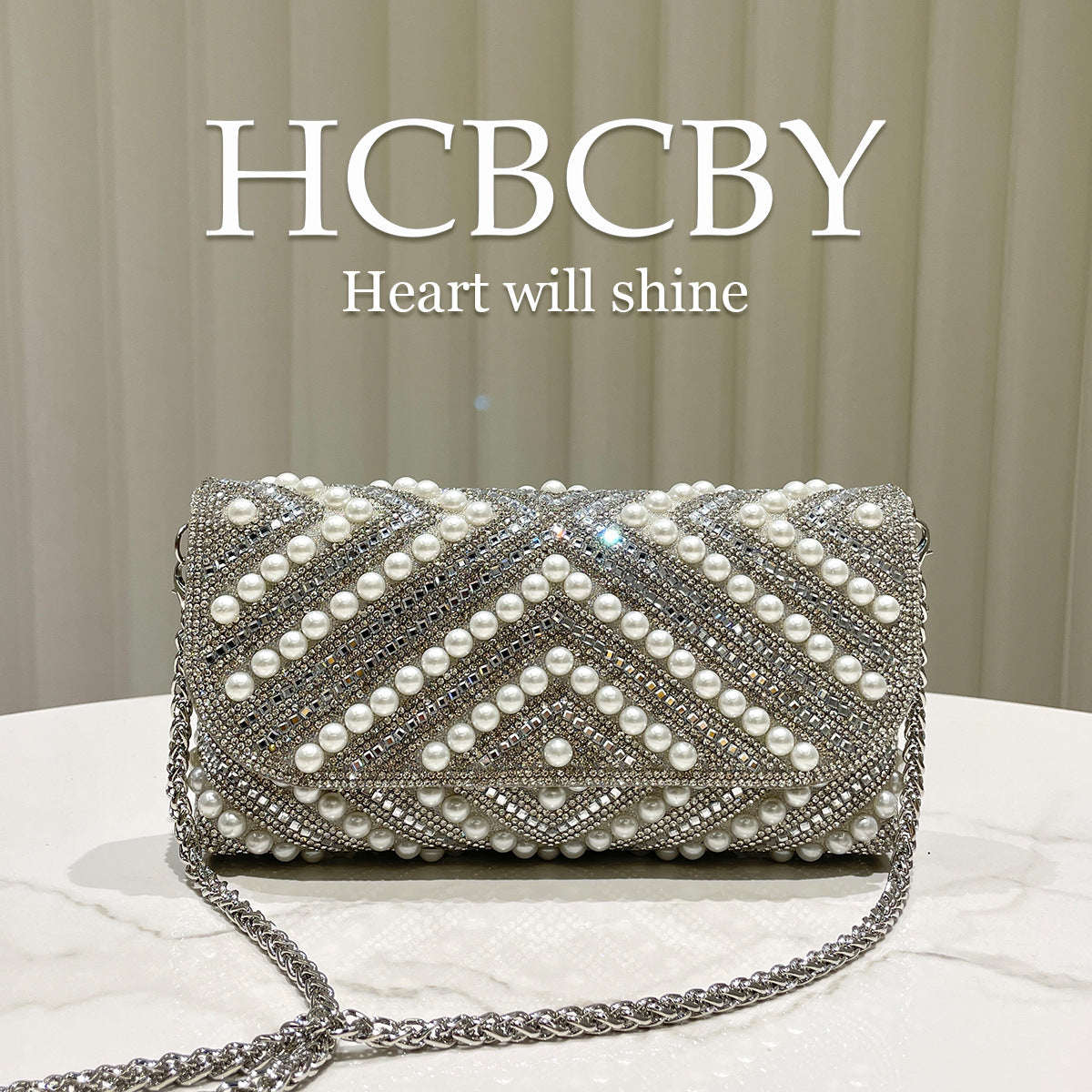 Women's Glitter Beaded Decoration Envelope Gorgeous Fashionable Elegant Dinner Bag