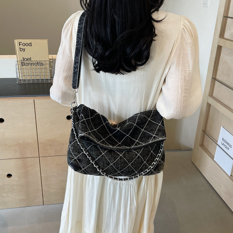 Women's Diamond Pattern Chain Large Capacity Spring Versatile Niche High Sense Women's Shoulder Bag