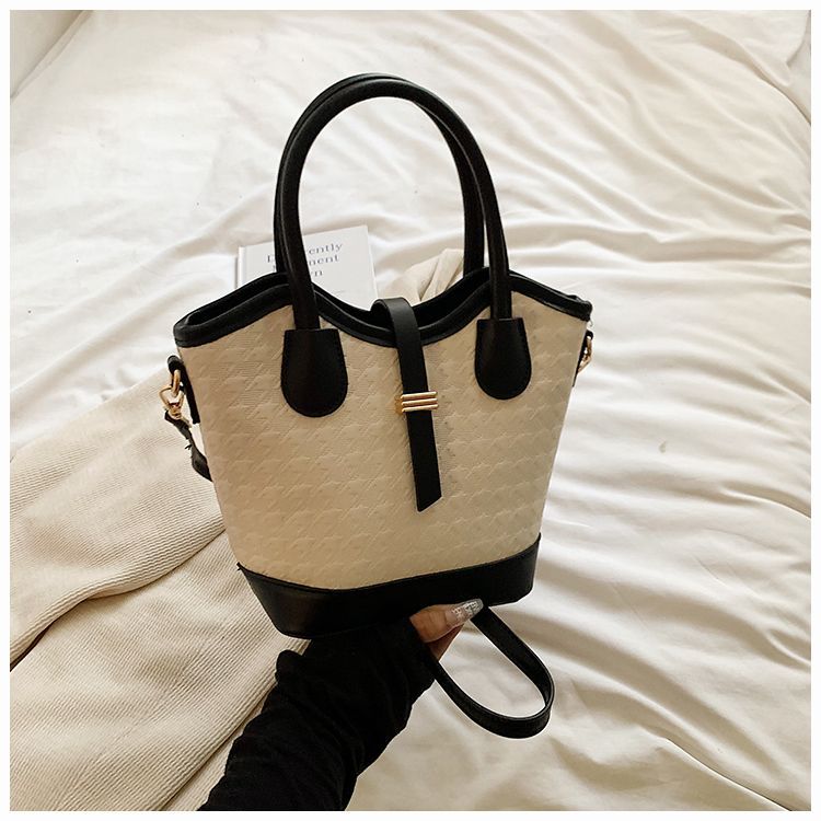 Stylish Elegant Classic Women's Exquisite Family Women's Handbag
